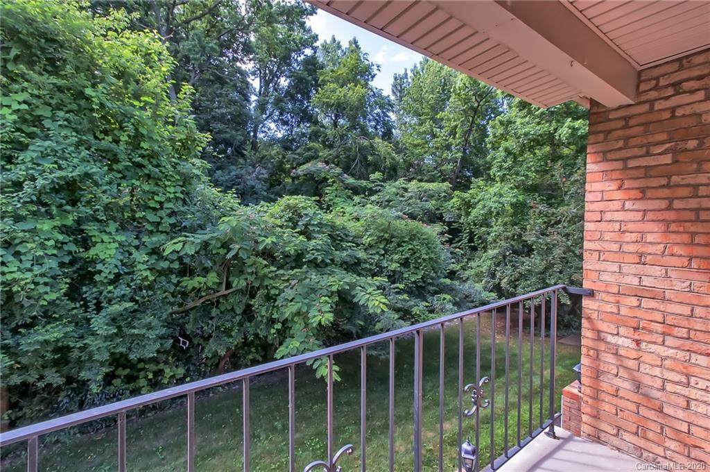 4743 Hedgemore Drive - Photo 1
