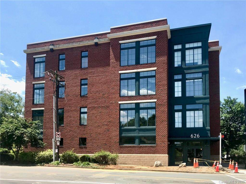 626 Graham Street - Photo 1