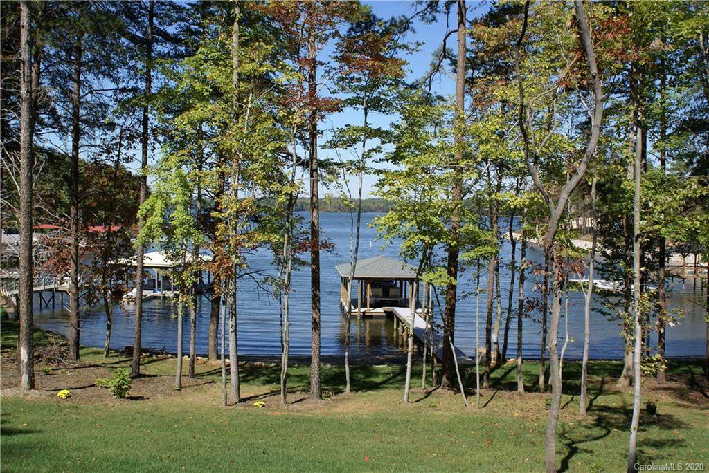 9464 Riviera Drive - Photo 1