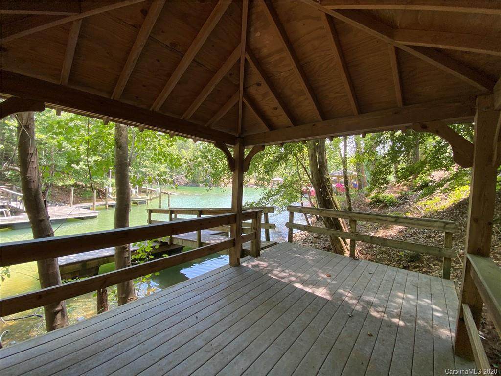 1277 Northview Drive - Photo 1