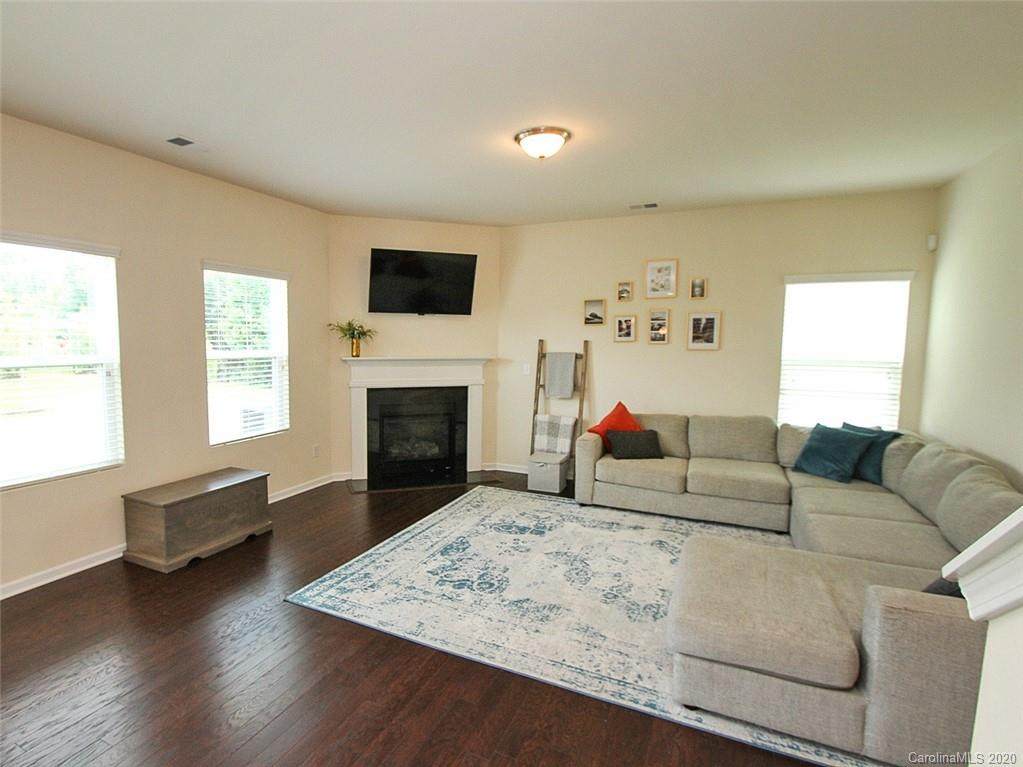 11207 Chapeclane Road - Photo 1