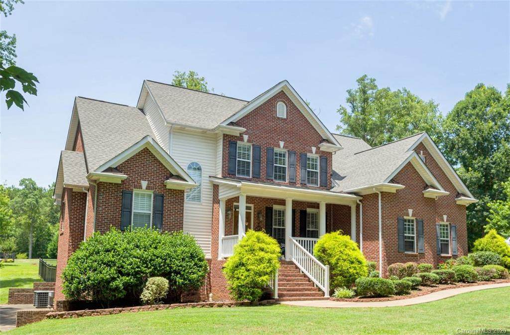 915 Corvette Court - Photo 1