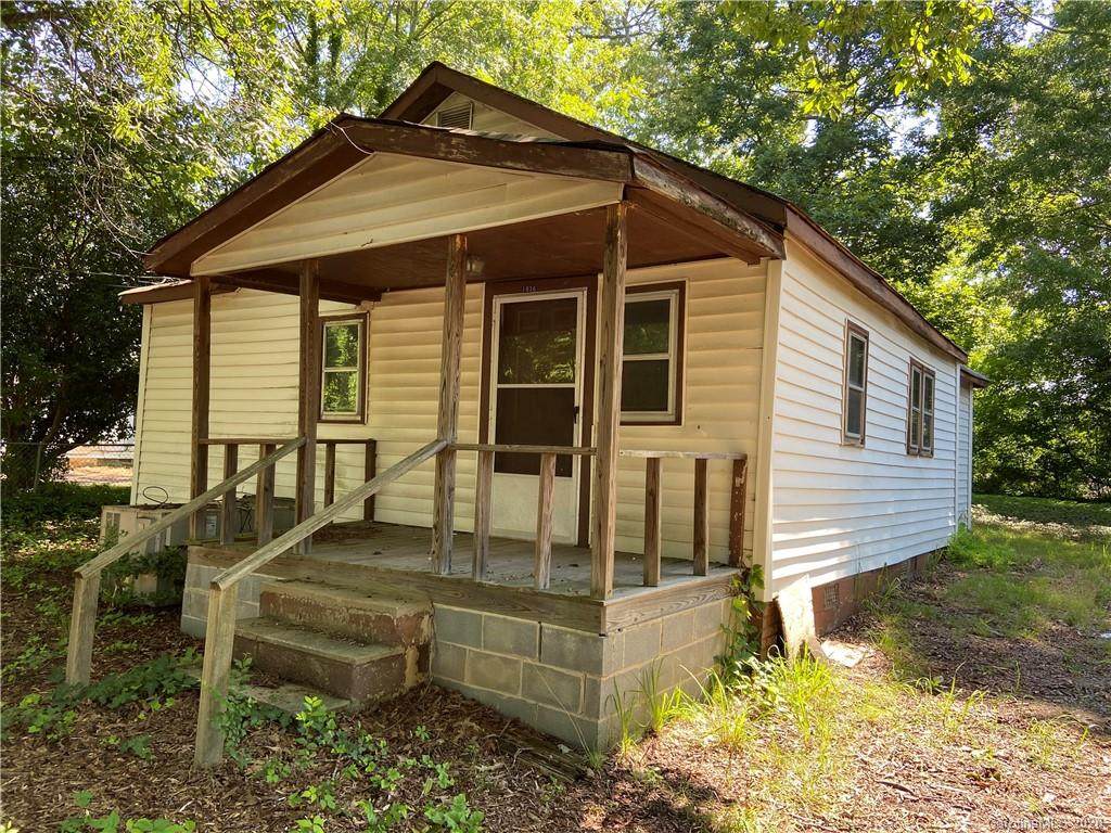 1036 Short Street - Photo 1