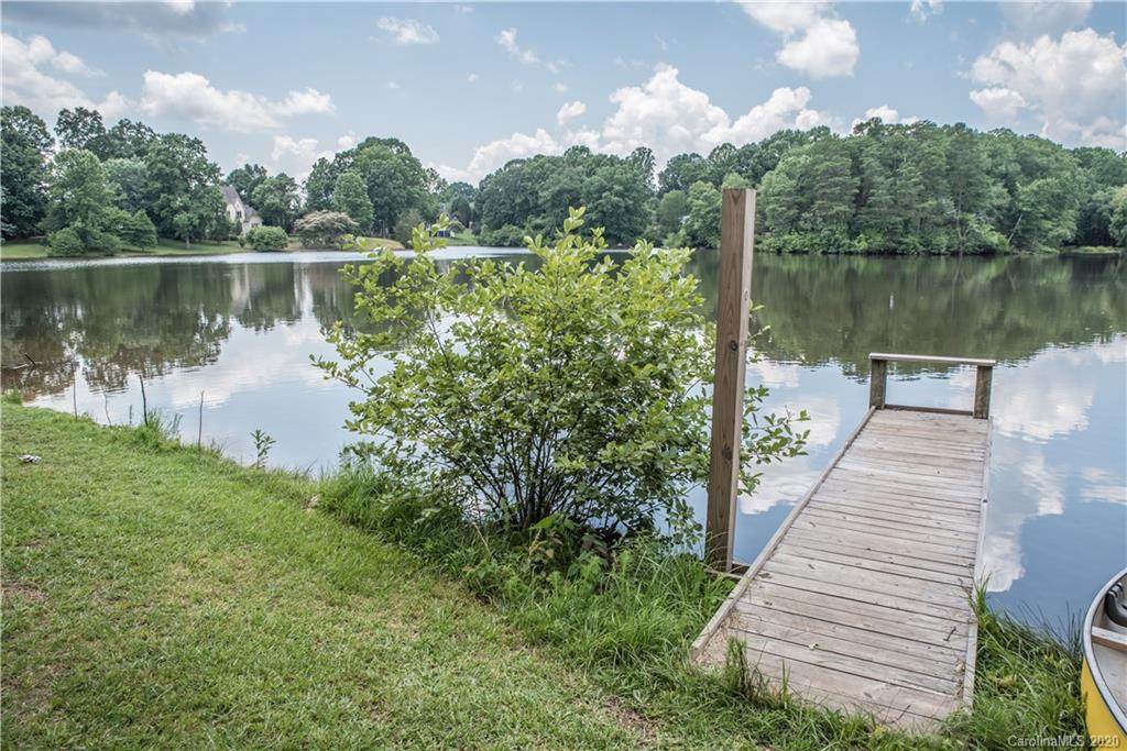 130 Hazelton Loop - Photo 1