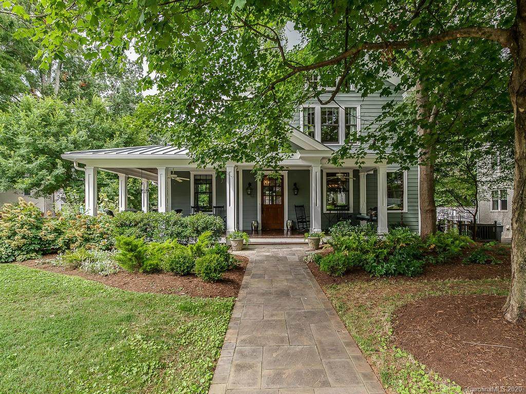 2134 Greenway Avenue - Photo 1