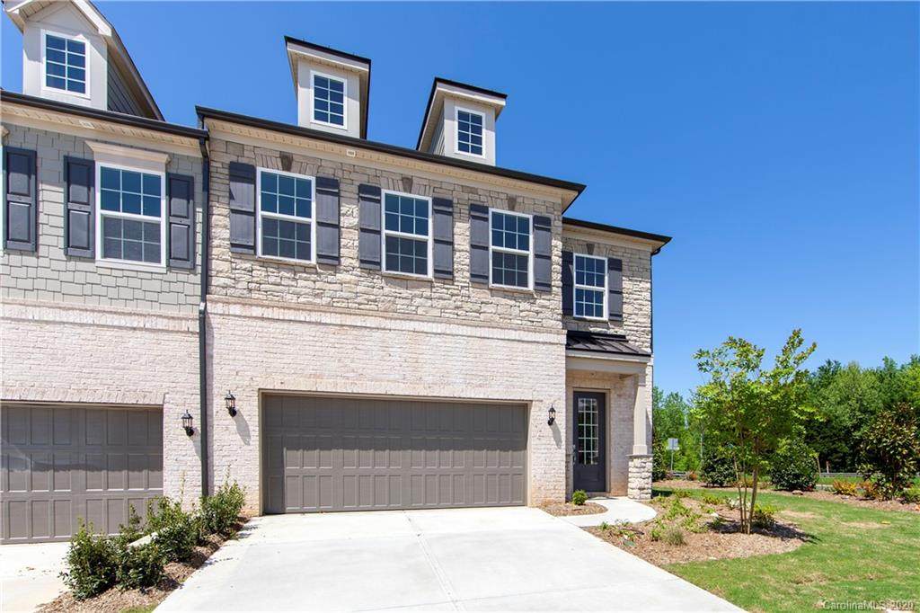 104 Kentmore Drive - Photo 1