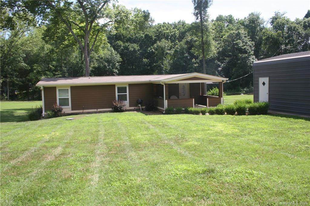124 Picardy Lane - Photo 1