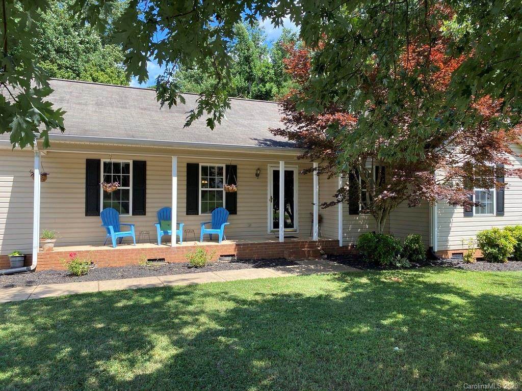 824 Stokes Street - Photo 1