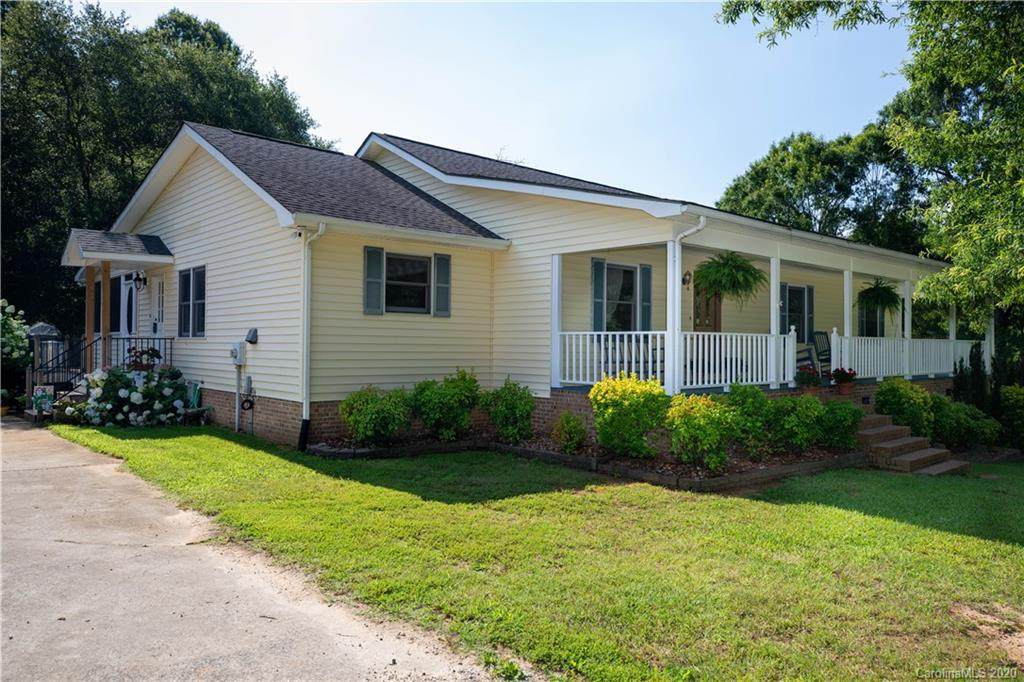 1335 Russell Road - Photo 1