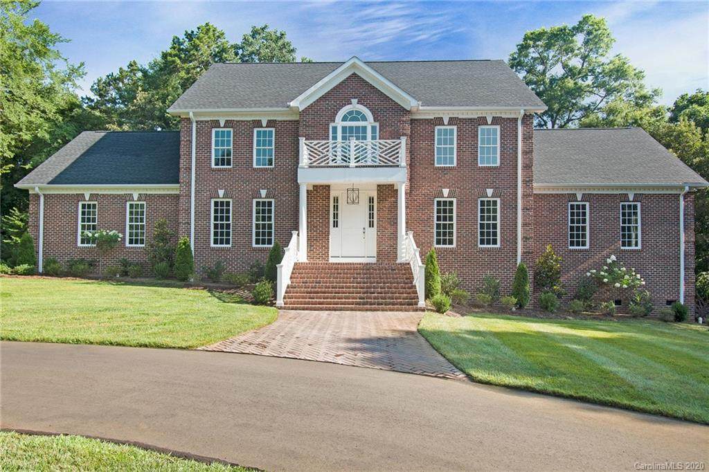 657 Abington Drive - Photo 1