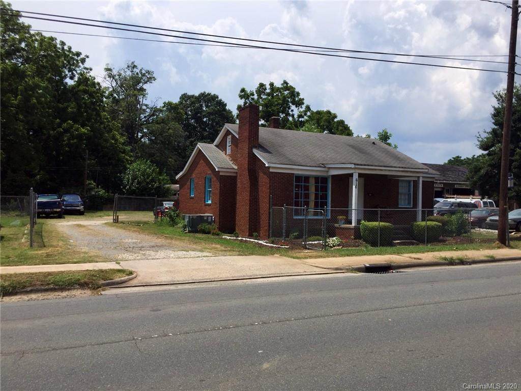 624 Eastway Drive - Photo 1