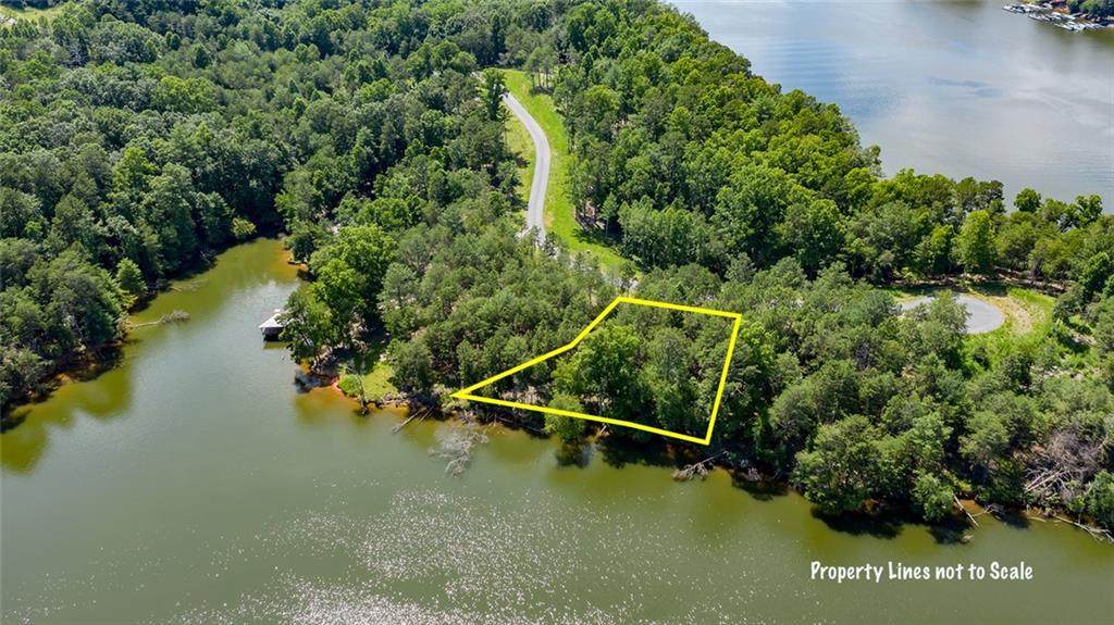 5753 Lake Pointe Drive - Photo 1