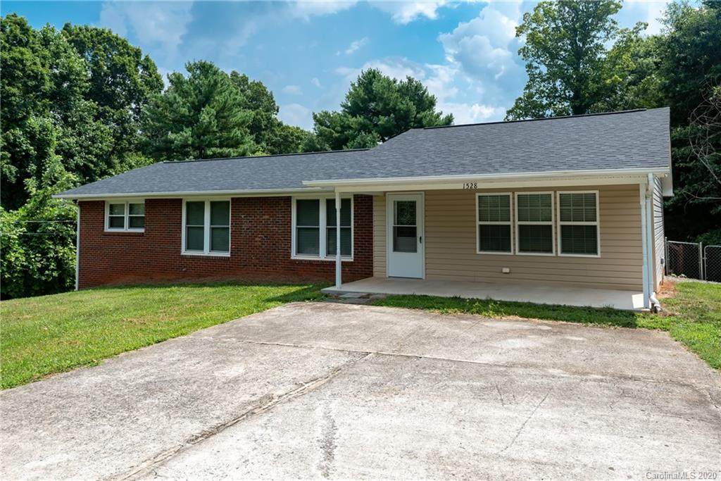 1528 Old Farm Drive - Photo 1