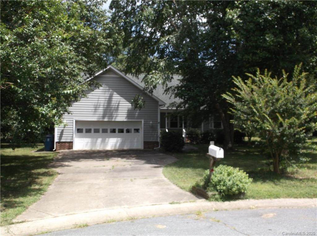 8221 Laurel Oak Court - Photo 1