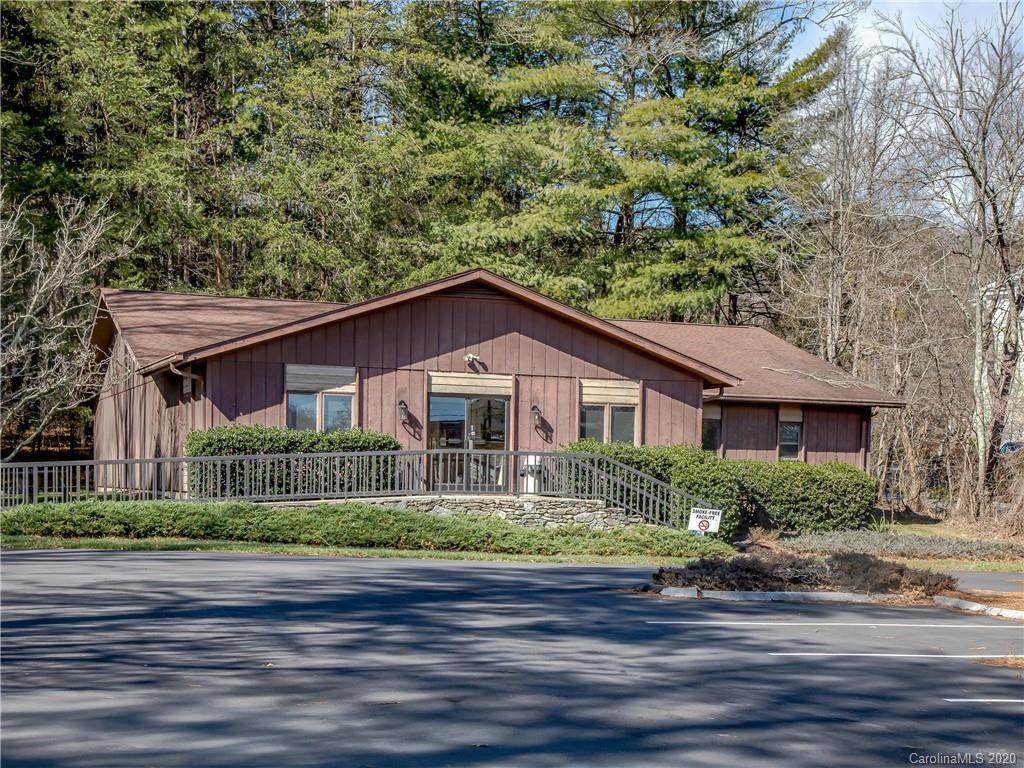 2561 Hendersonville Road - Photo 1