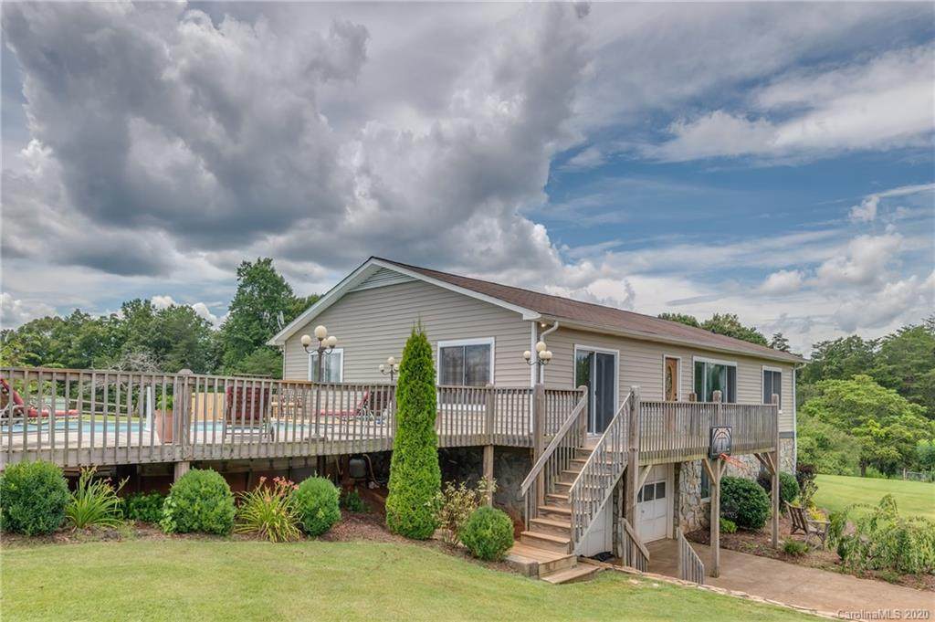 516 Starview Drive - Photo 1