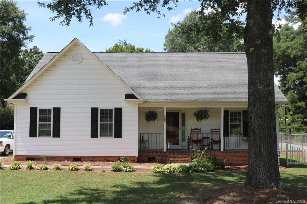 125 10th Street - Photo 1