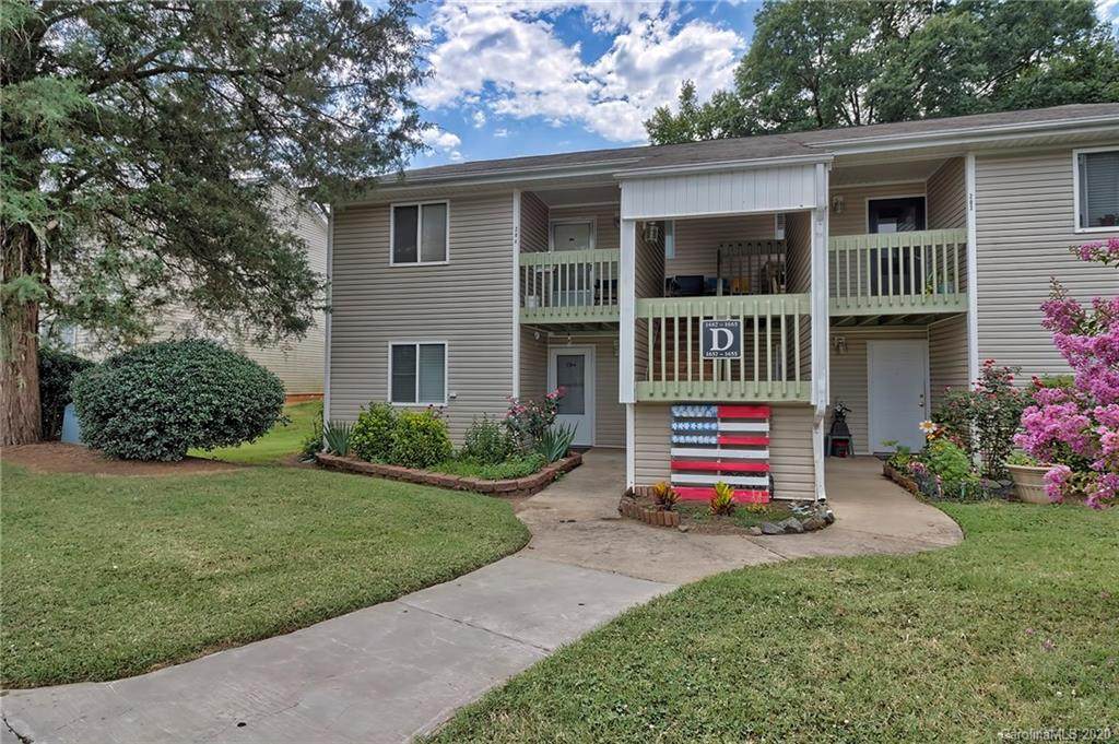 1657 Eagles Place - Photo 1