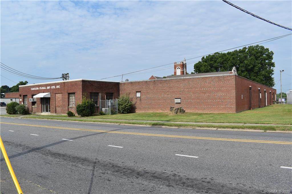 221 Linwood Road - Photo 1
