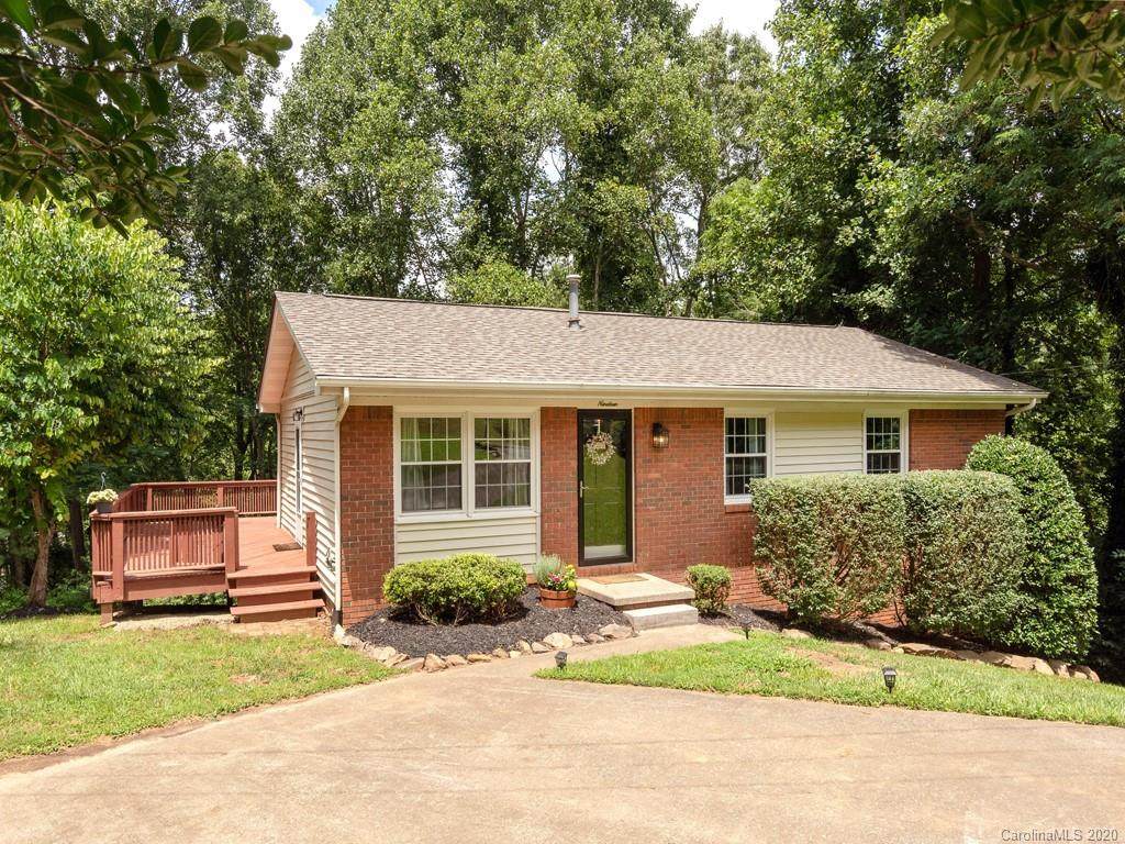 19 Laurel Park Drive - Photo 1