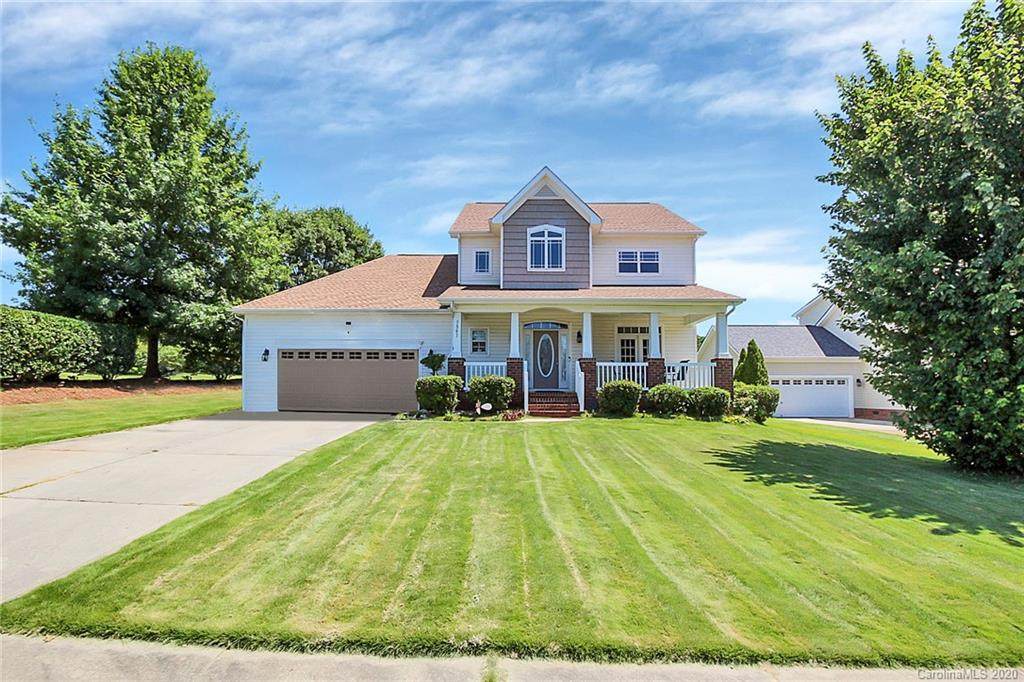 8503 Castle Cliff Drive - Photo 1