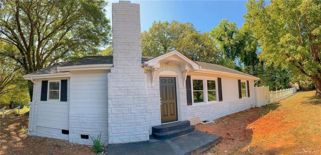 2215 Old Hickory Grove Road - Photo 1