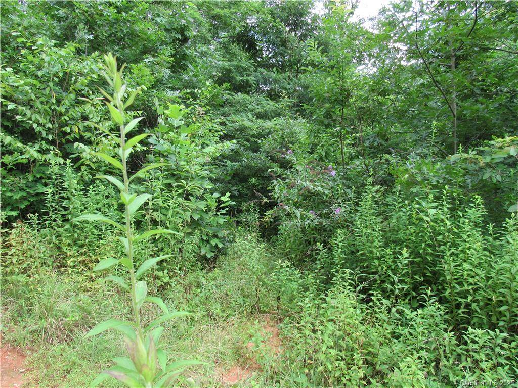 124 Hummingbird Drive - Photo 1