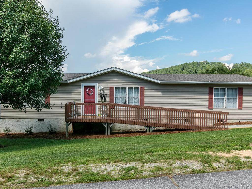 203 Sandy Creek Court - Photo 1