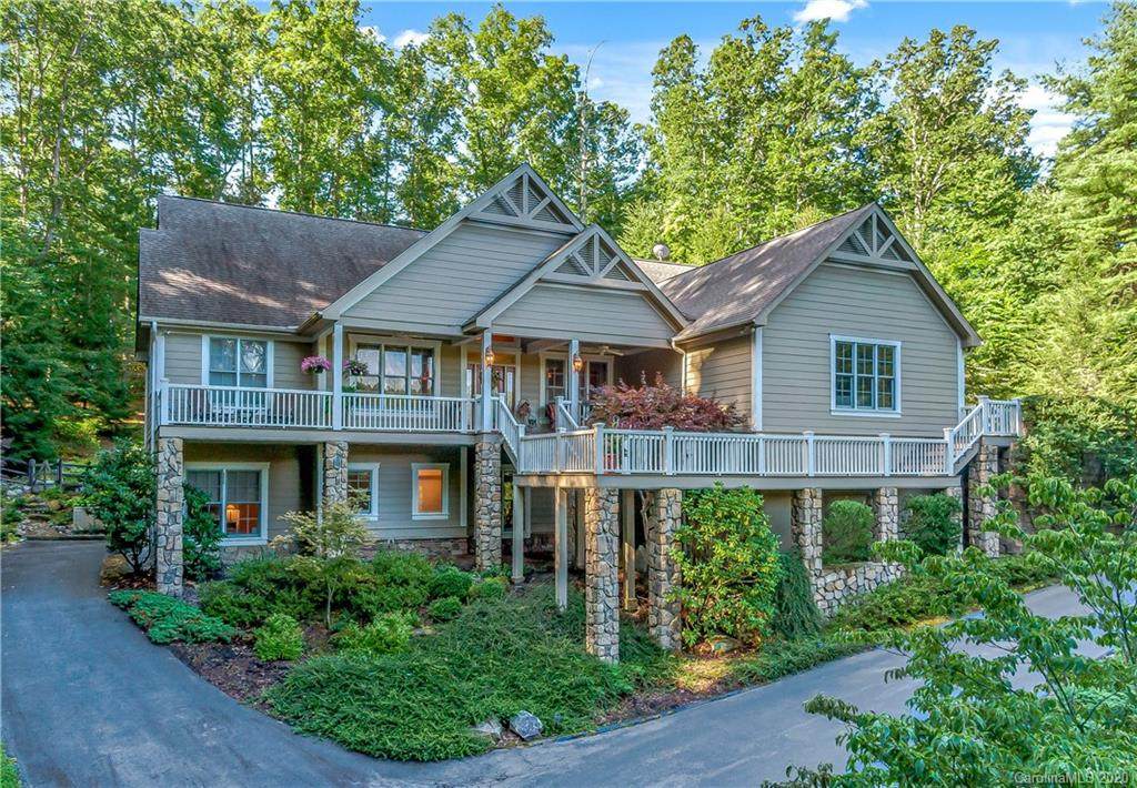 220 Amblewood Trail - Photo 1