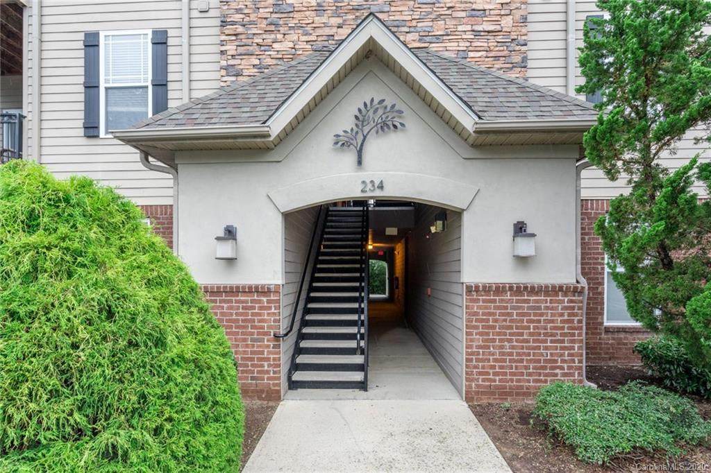 234 Brickton Village Circle - Photo 1