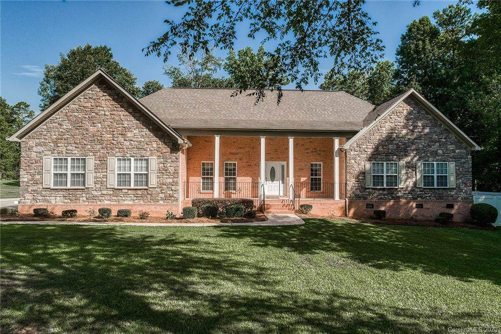 7010 Nesbit Road - Photo 1