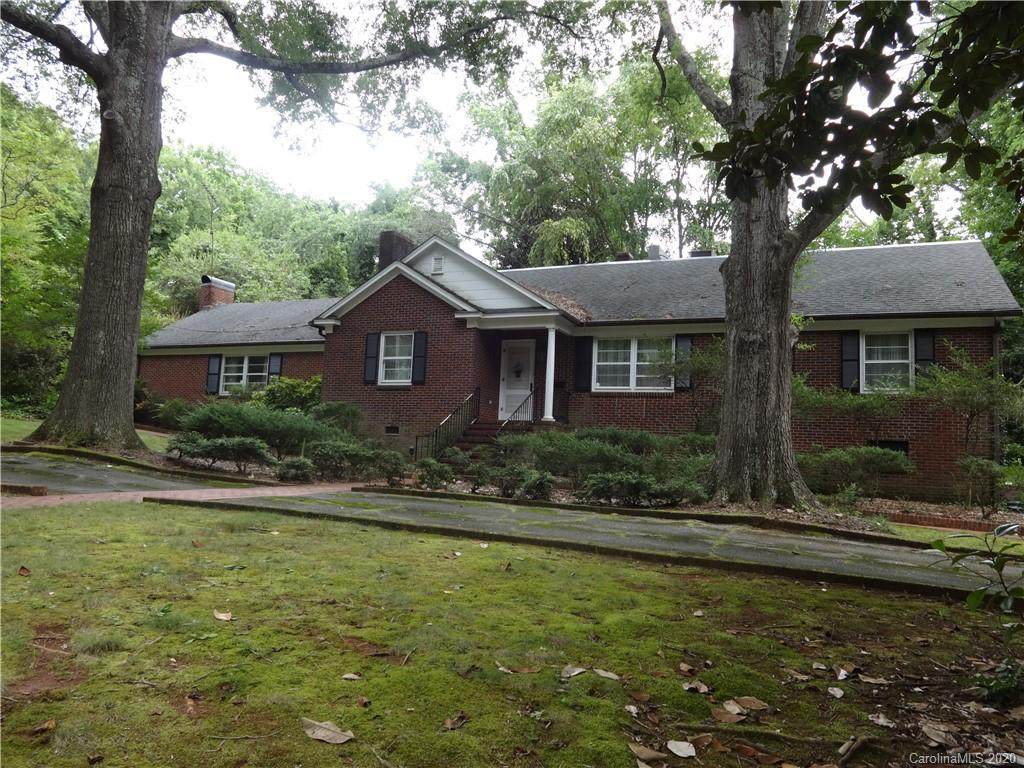 631 9th Street - Photo 1
