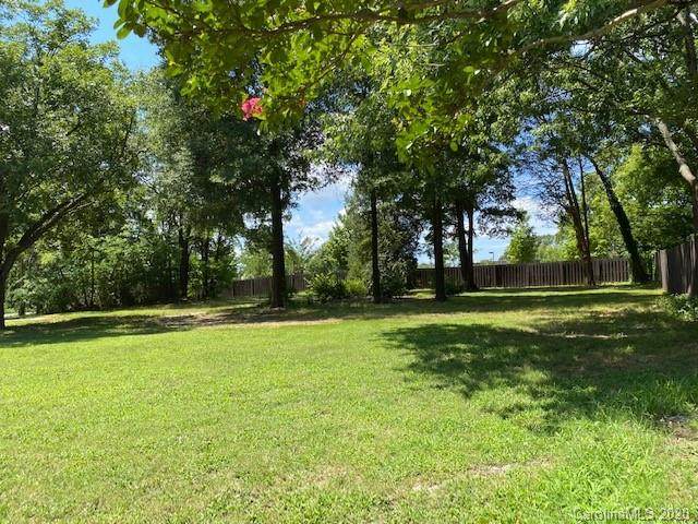 2041 Centergrove Road - Photo 1