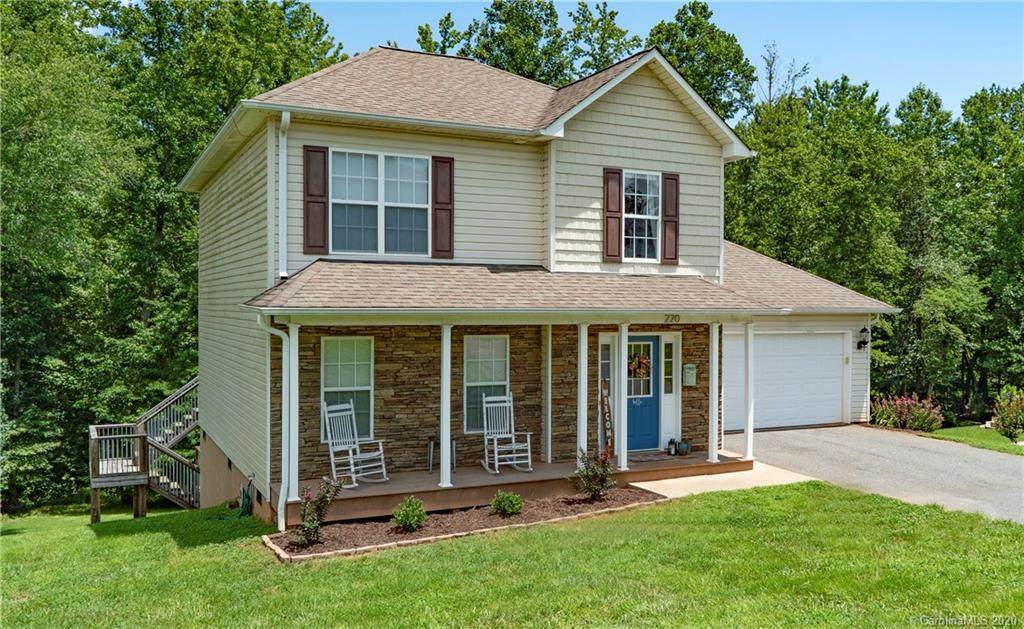 220 Pine Meadows Circle - Photo 1