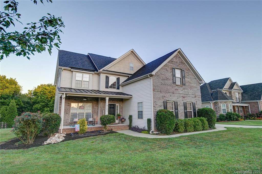 4103 Pumpkin Place - Photo 1