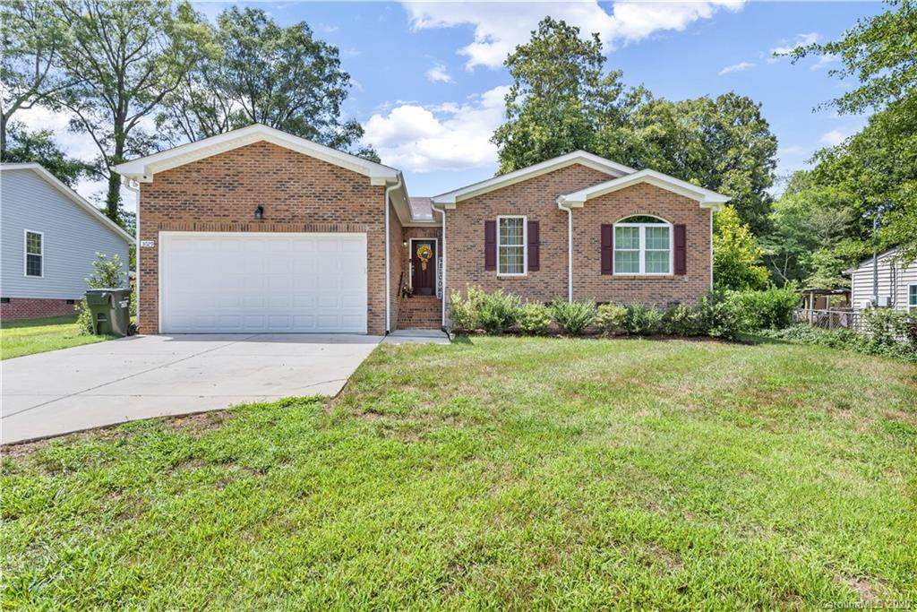 3029 Fallswood Drive - Photo 1