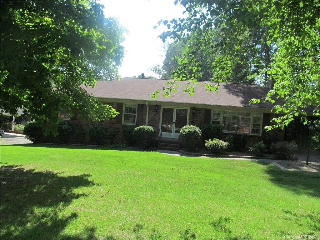 1919 Berkshire Drive - Photo 1
