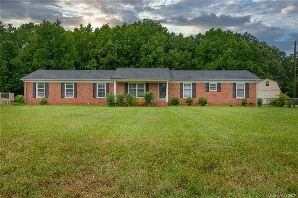 6631 Dwightware Boulevard - Photo 1
