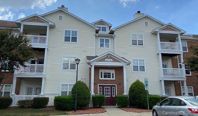 10657 Hill Point Court - Photo 1