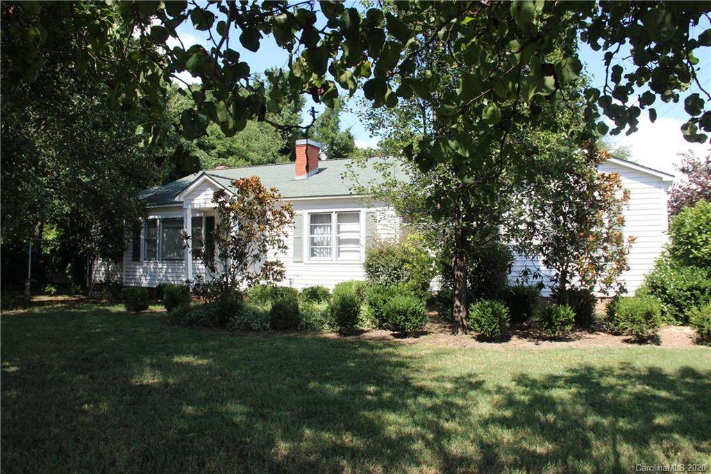 10424 Rozzelles Ferry Road - Photo 1