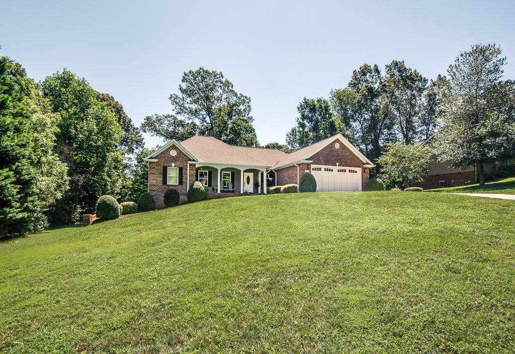 2560 10th Street Court - Photo 1