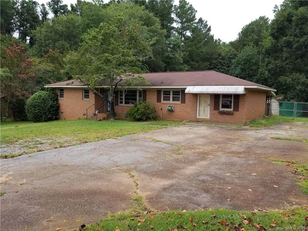 2531 Boiling Springs Road - Photo 1