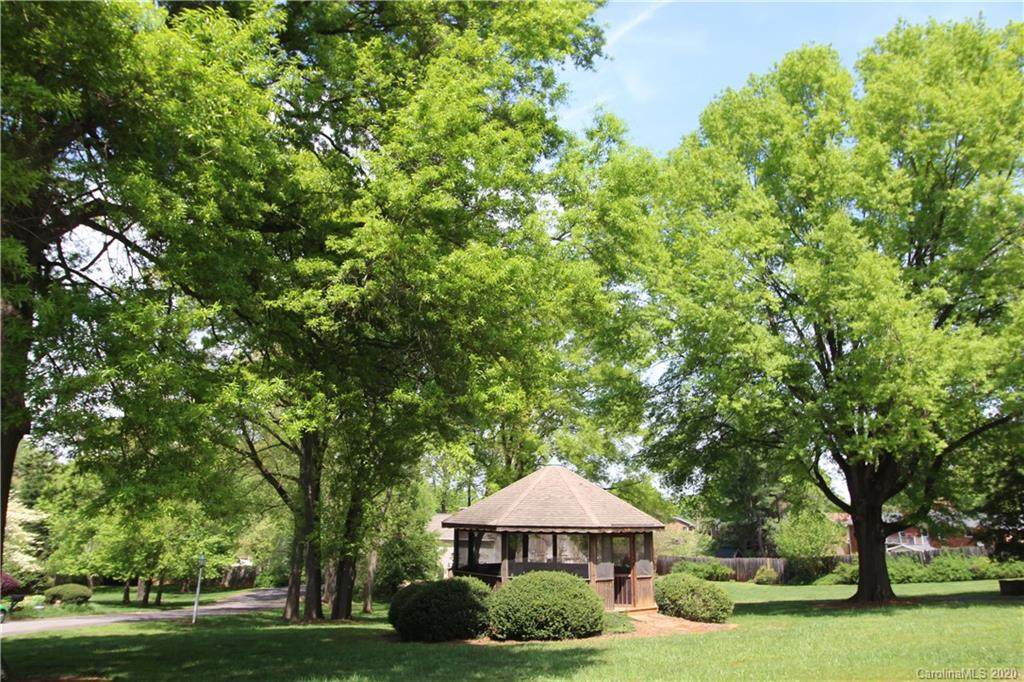 9 Brookgreen Place - Photo 1