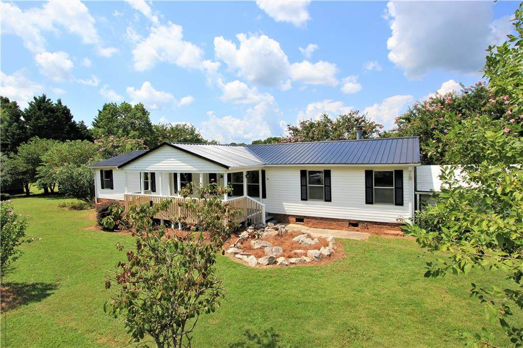 110 Hershey Drive - Photo 1