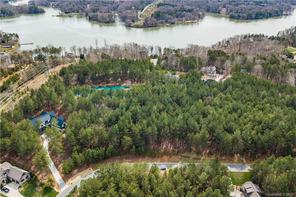 3021 Lake Pointe Drive - Photo 1