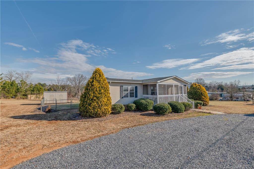 136 Rainbow Rapids Road - Photo 1