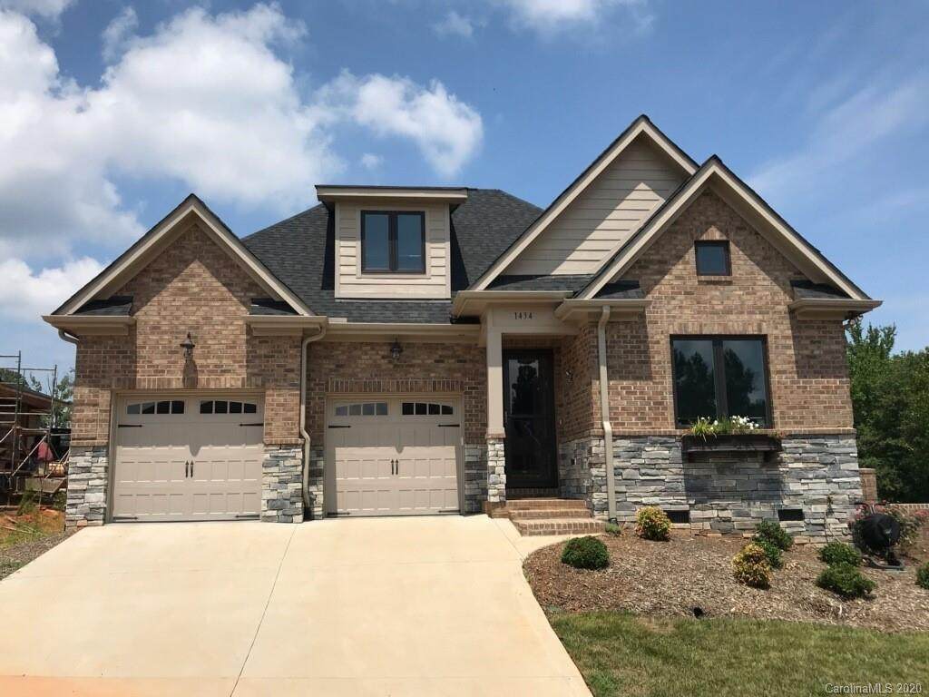 37 Golden Hill Lane - Photo 1
