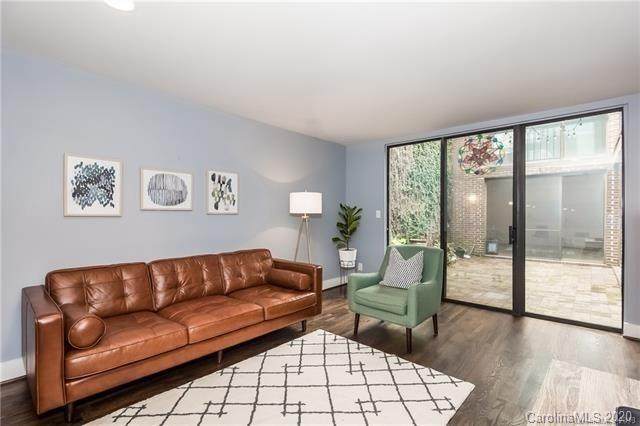 219 8th Street - Photo 1