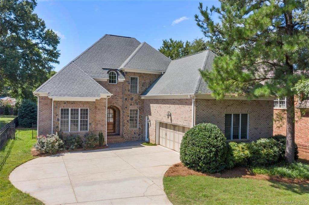 6132 Sharon Road - Photo 1