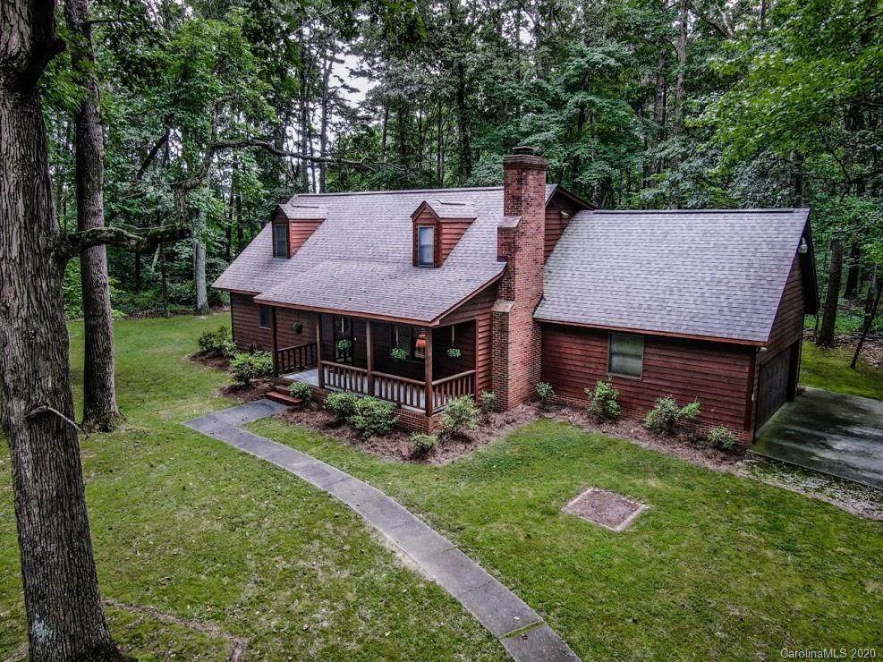 10531 Mount Holly Huntersville Road - Photo 1